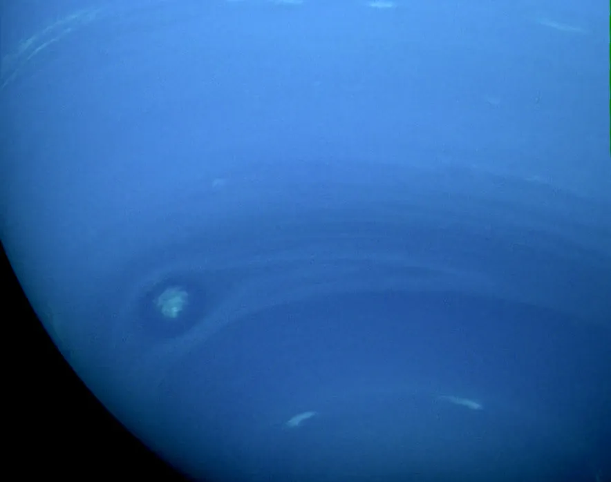 Voyager-Neptune-a71416a.jpg